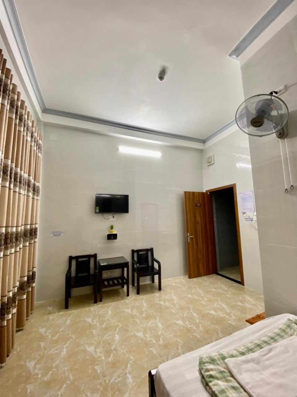 Nha Nghi Duy Tan Motel 140 Nguyen Du 0353007568 Куангнгай Экстерьер фото