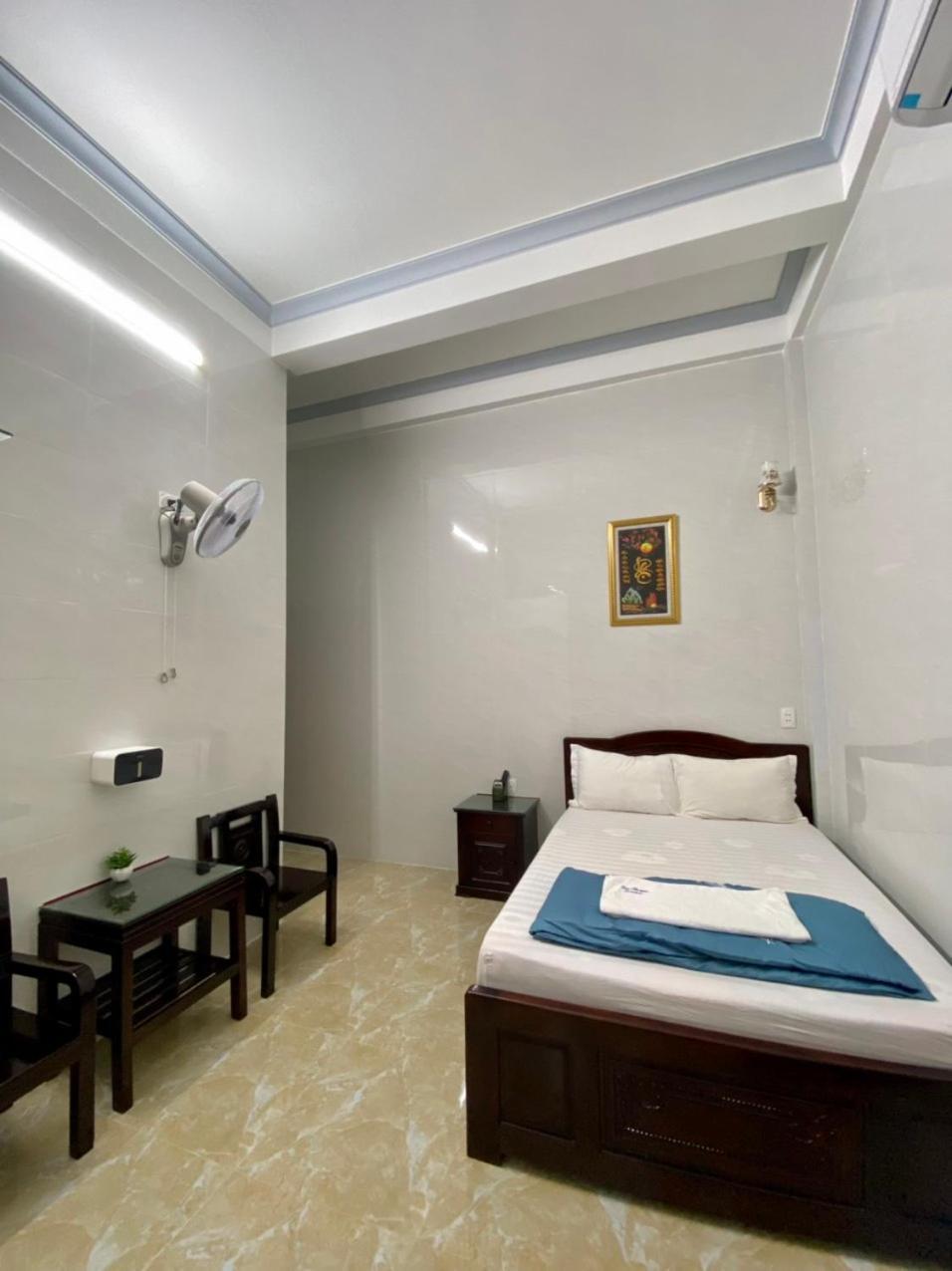 Nha Nghi Duy Tan Motel 140 Nguyen Du 0353007568 Куангнгай Экстерьер фото